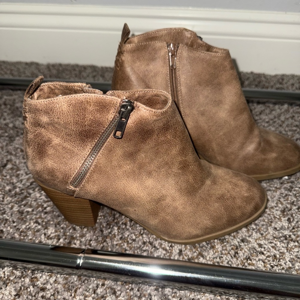 JCPenney Tan Ankle Booties with Zipper